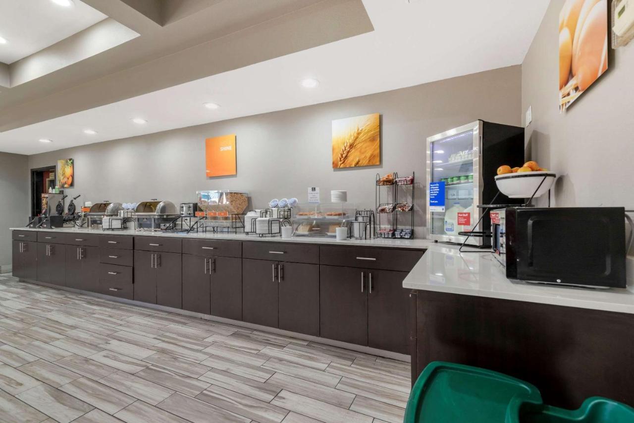 Comfort Inn & Suites Near Medical Center Сан Антонио Екстериор снимка